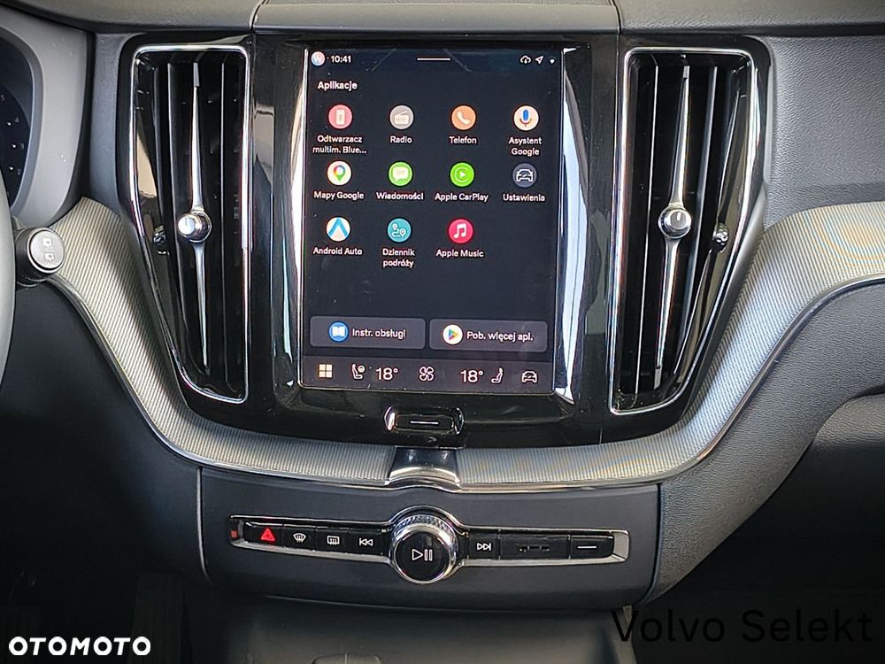 Volvo XC 60 B4 D Plus Dark - 23