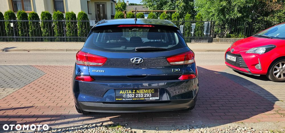 Hyundai i30 1.4 Passion - 6