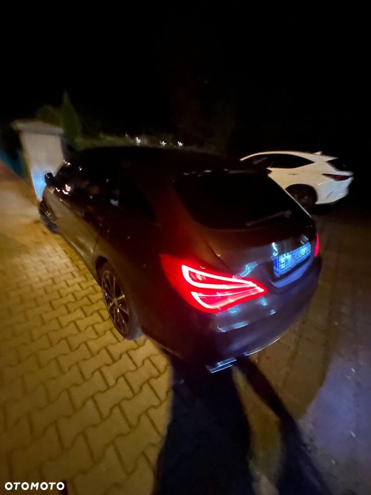 Mercedes-Benz CLA 200 Urban - 28