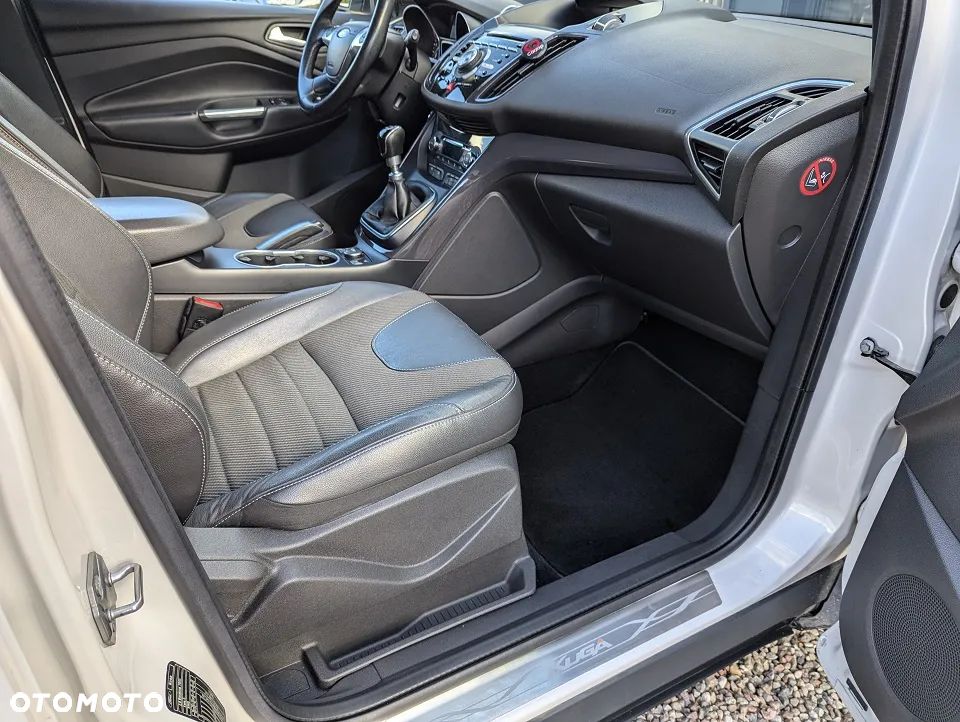 Ford Kuga 2.0 TDCi 4WD Titanium - 22