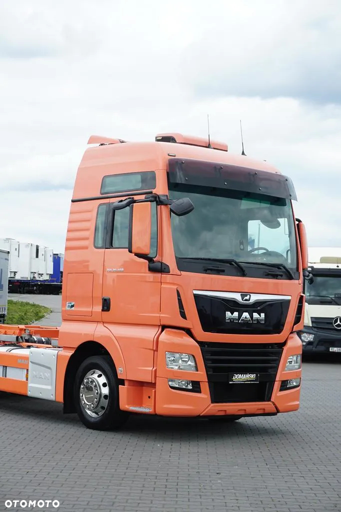 MAN TGX / 26.460 / ACC / E 6 / XXL / BDF + WINDA / 7.15 , 7,45 M / OŚ SKRĘTNA - 35