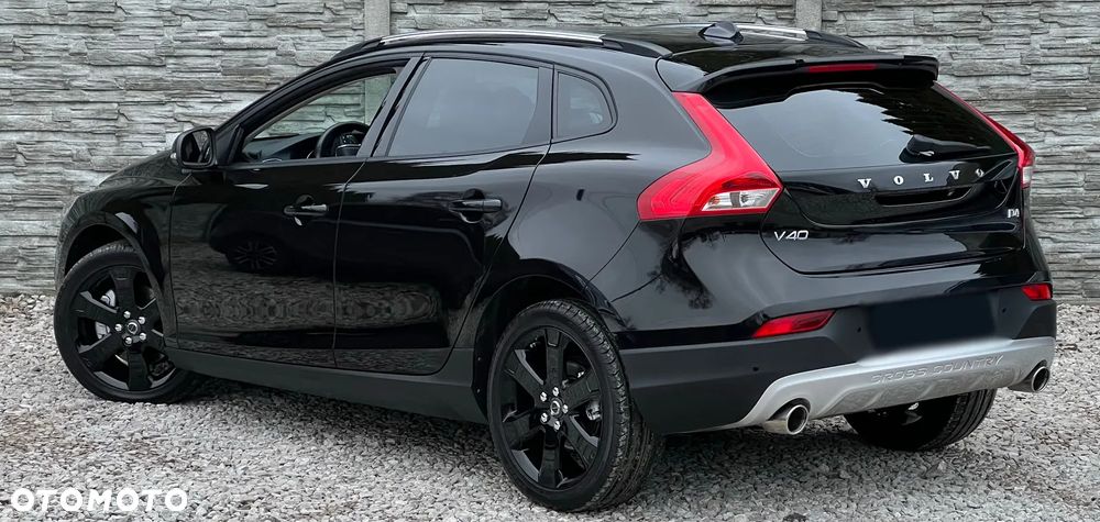 Volvo V40 Cross Country - 3