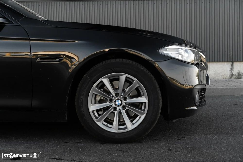 BMW 520 d Line Luxury - 38
