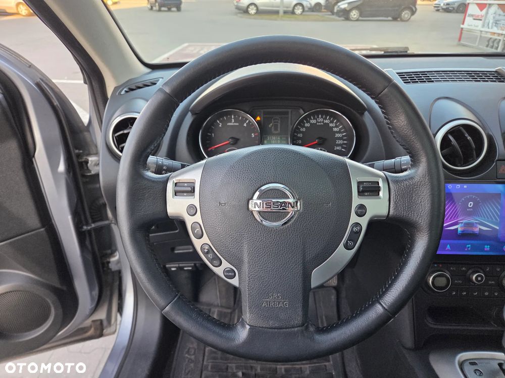 Nissan Qashqai 2.0 dCi 4 x 4 DPF tekna - 14