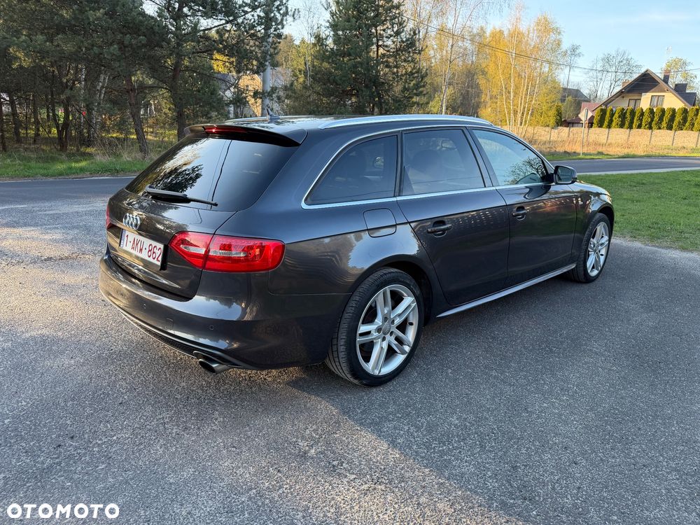 Audi A4 Avant - 16