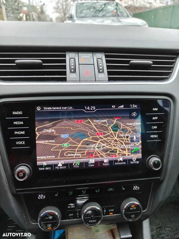 Skoda Octavia 2.0 TDI DSG 4X4 RS - 10