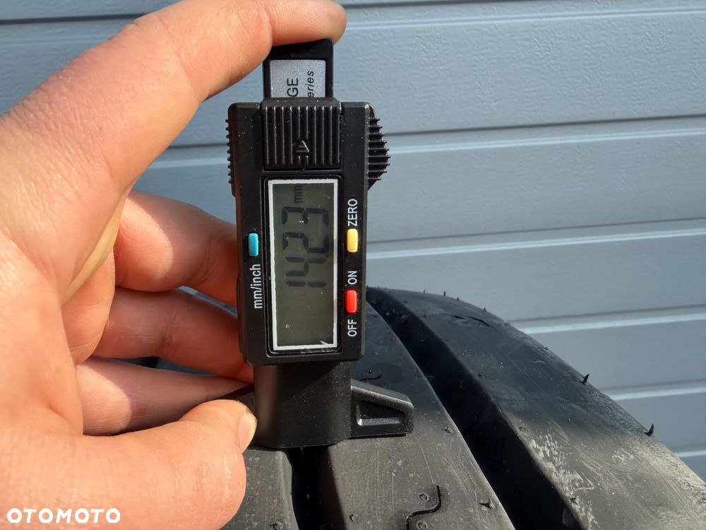 Nowe opony KRONE 14mm bieżnika 435/50/19,5' - 12