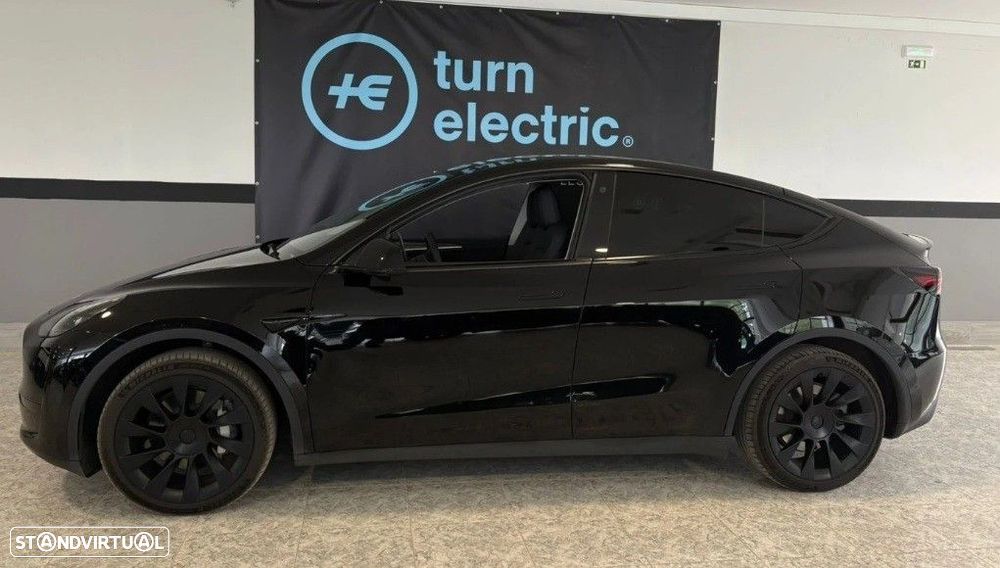 Tesla Model Y Long Range Dual Motor AWD - 1