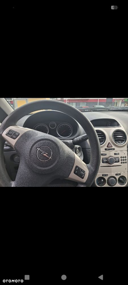 Opel Corsa - 3