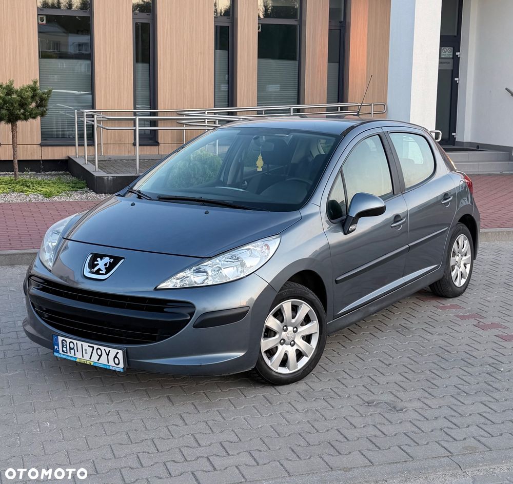 Peugeot 207 - 17