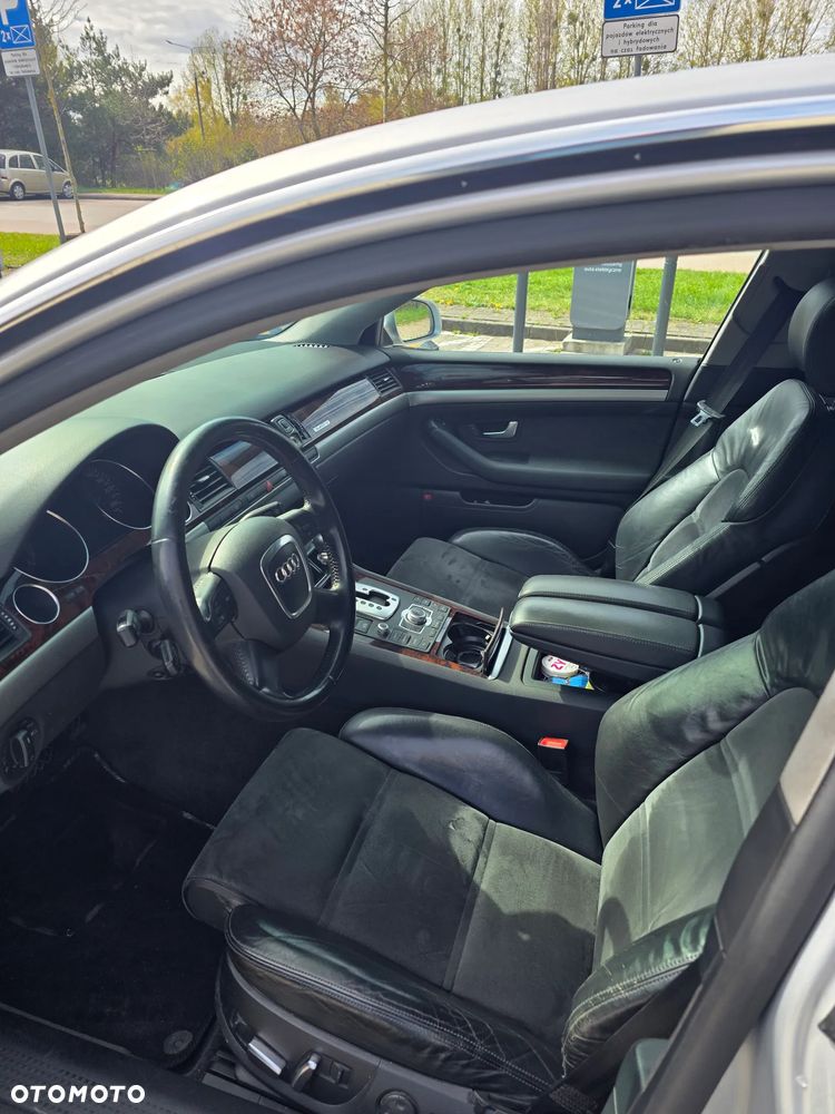 Audi A8 4.2 FSI Quattro - 8