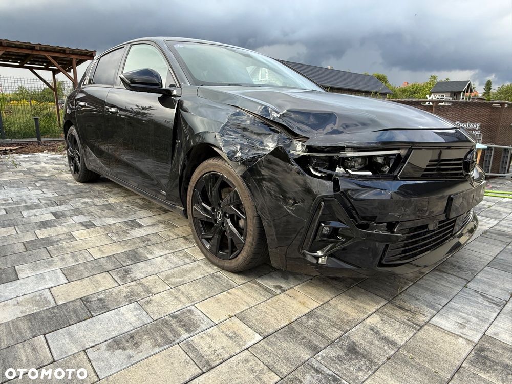 Opel Astra 1.2 T GS Line S&S - 6