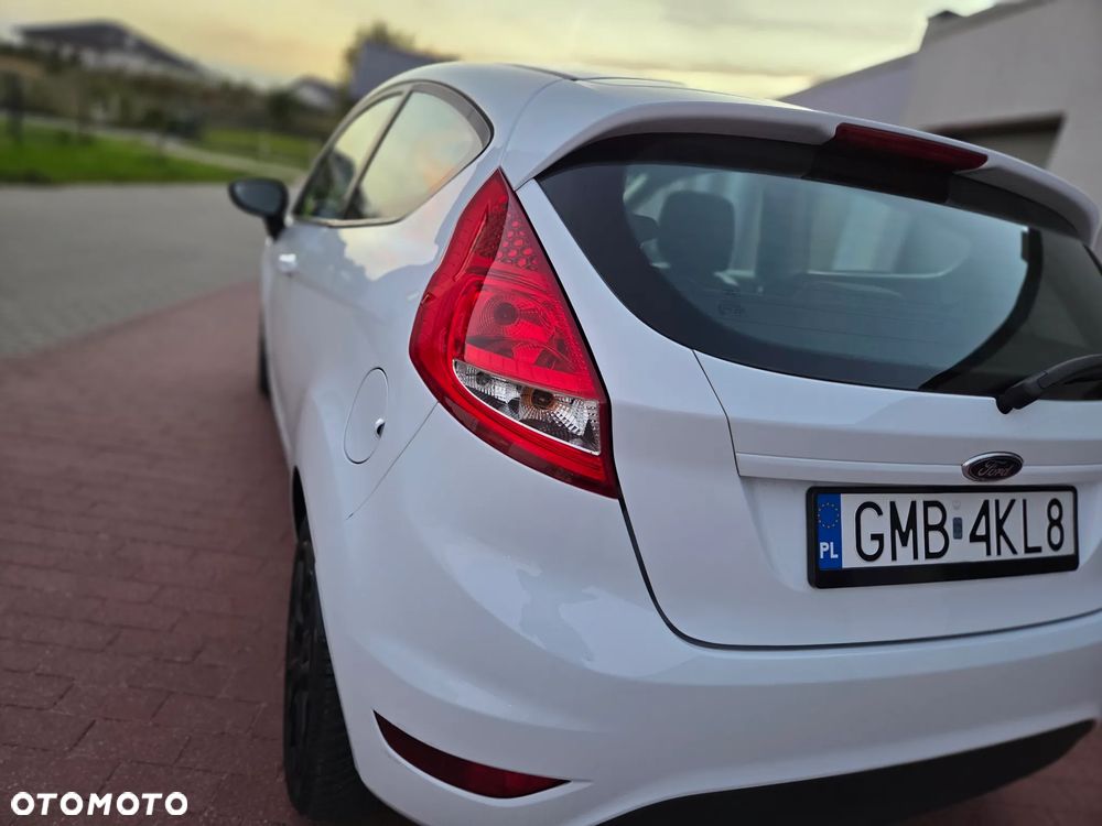 Ford Fiesta 1.25 Champions Edition - 8