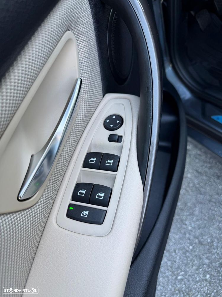 BMW 320 d Line Modern - 17