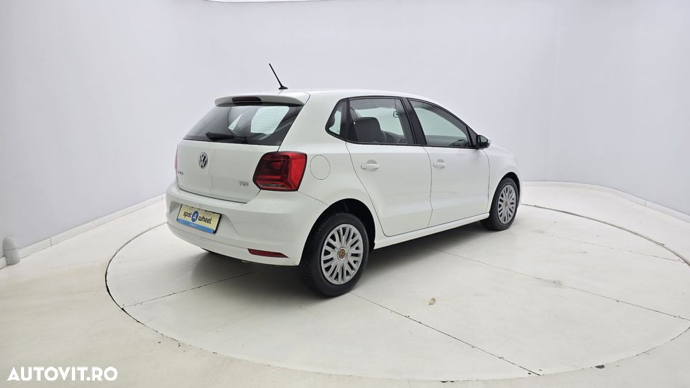 Volkswagen Polo - 6