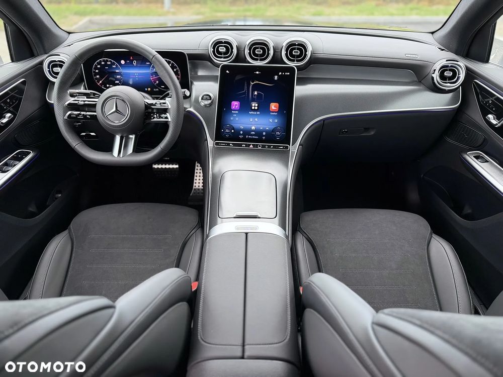 Mercedes-Benz GLC - 11