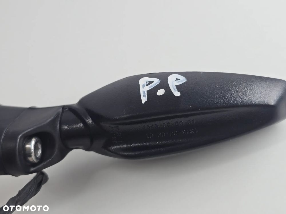 MIGACZ KIERUNKOWSKAZ PRAWY PRZOD  TRIUMPH SCRAMBLER 400 SPEED - 18