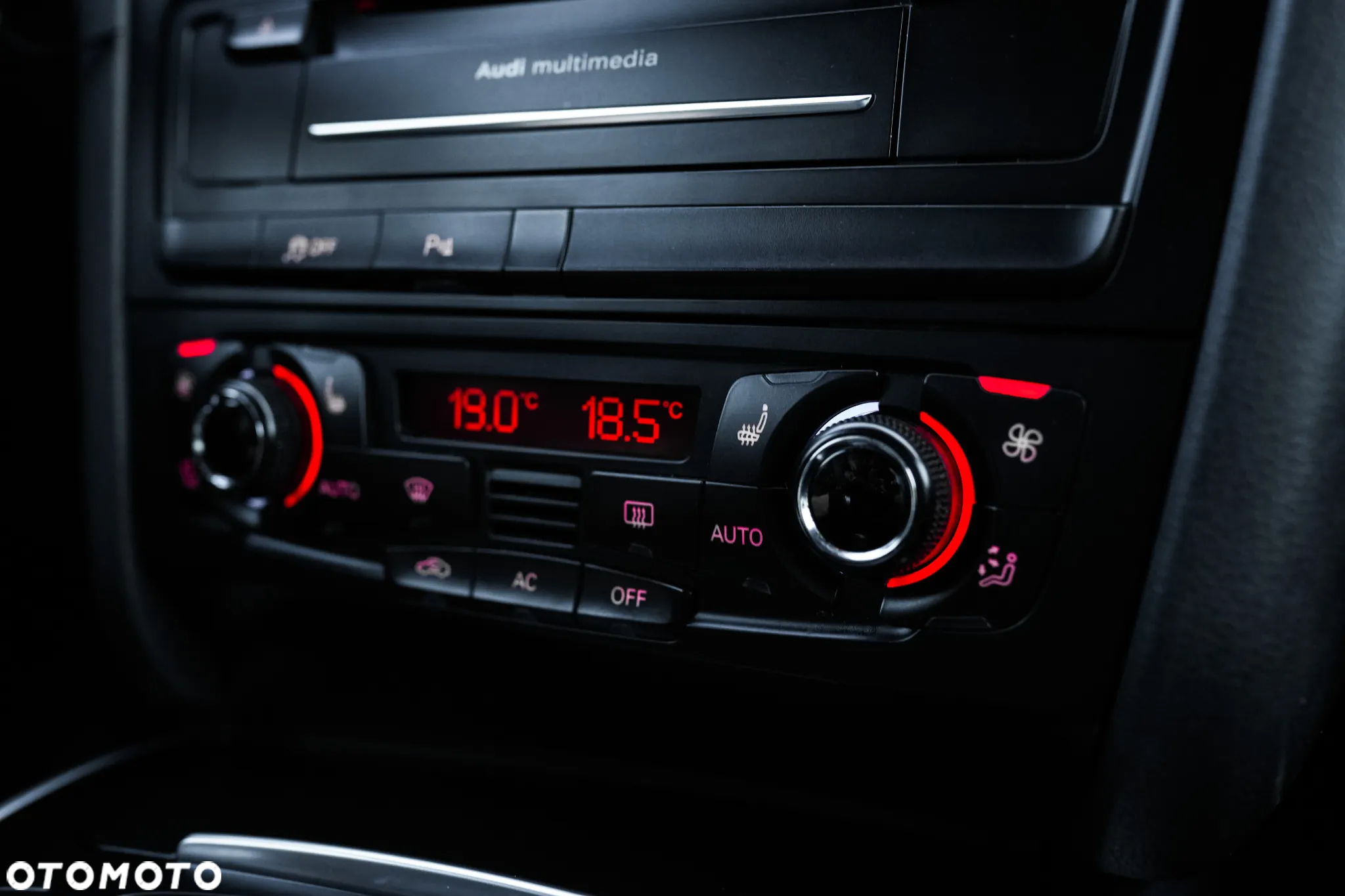 Audi A4 2.0 TFSI Quattro Line S tronic - 30