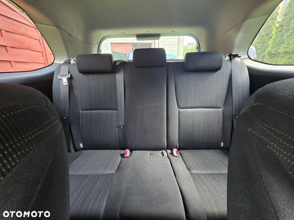 Toyota Auris 2.0 D-4D Luna - 15