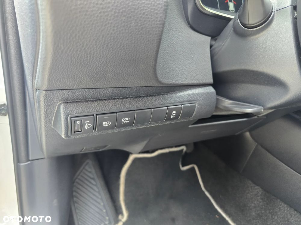 Toyota Corolla - 25