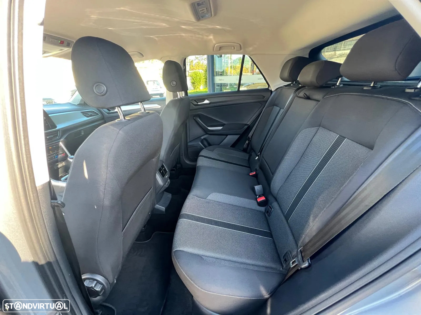 VW T-Roc 1.0 TSI Life - 9