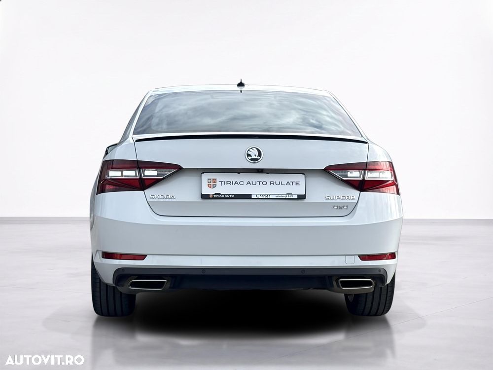 Skoda Superb 2.0 TSI 4X4 DSG Sportline - 4