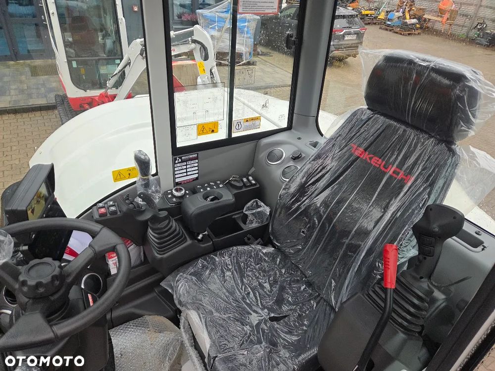 Takeuchi Koparka Kołowa TAKEUCHI TB370W Powertilt - 9