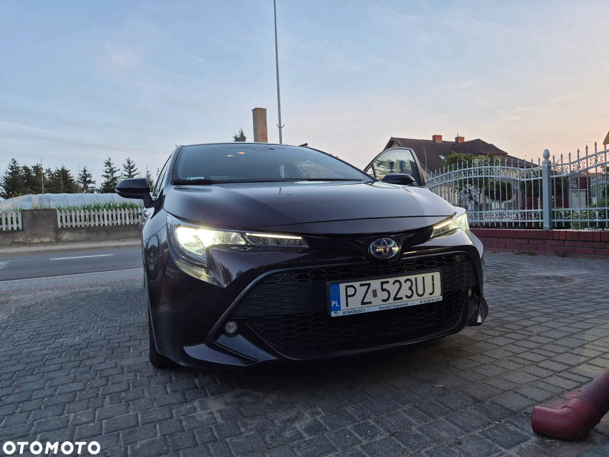 Toyota Corolla 1.8 Hybrid Comfort - 27
