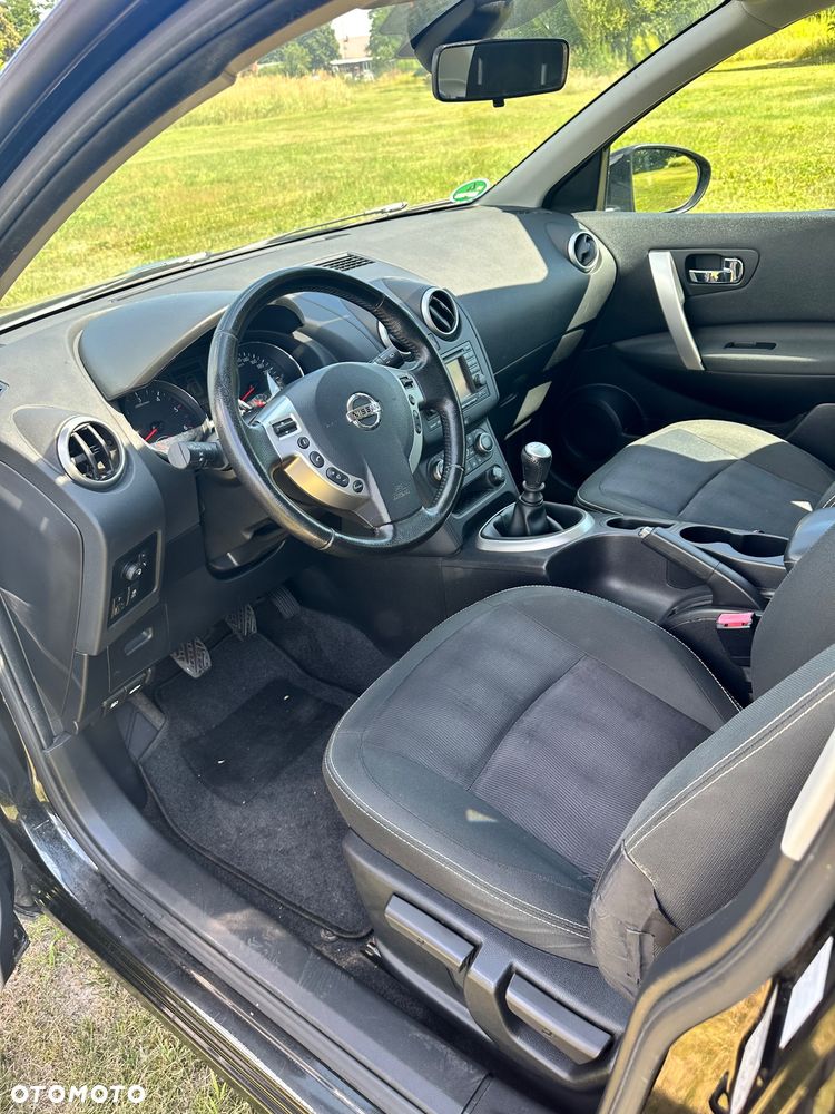 Nissan Qashqai 1.5 dCi DPF 360 - 17