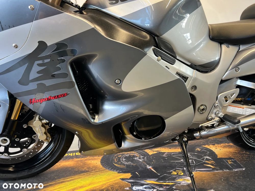 Suzuki GSX - 10