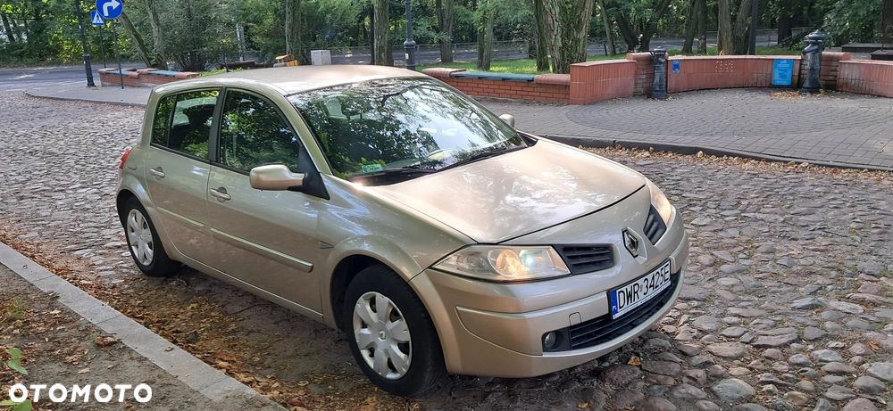 Renault Megane II 1.6 16V Confort Authentique - 1