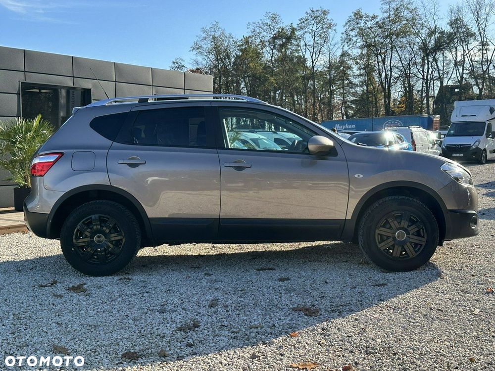 Nissan Qashqai - 9