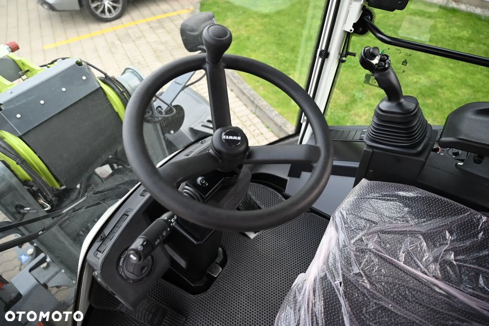 Claas TORION 738 T SINUS Stage V - 17
