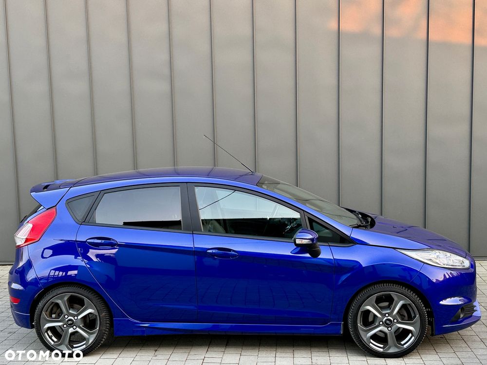 Ford Fiesta ST - 31
