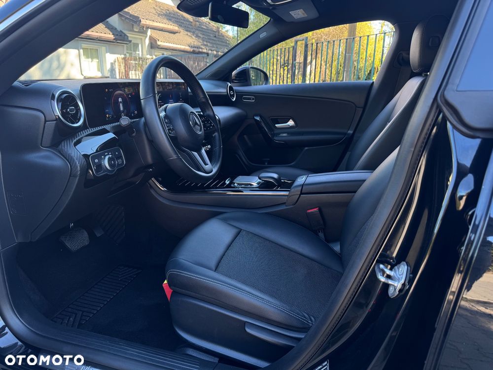 Mercedes-Benz CLA 200 d 8G-DCT Progressive - 6