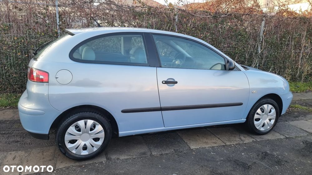 Seat Ibiza 1.2 12V Stella - 21