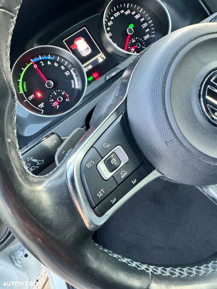 Volkswagen Golf 1.4 GTE Plug-In-Hybrid DSG - 8
