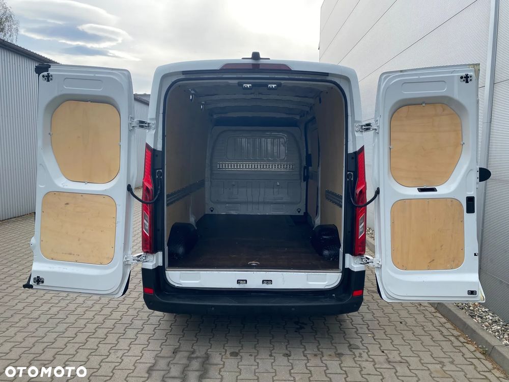 Maxus DELIVER 9 L2H2 - 19