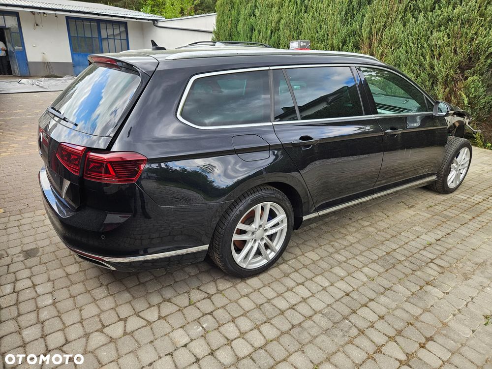 Volkswagen Passat - 2