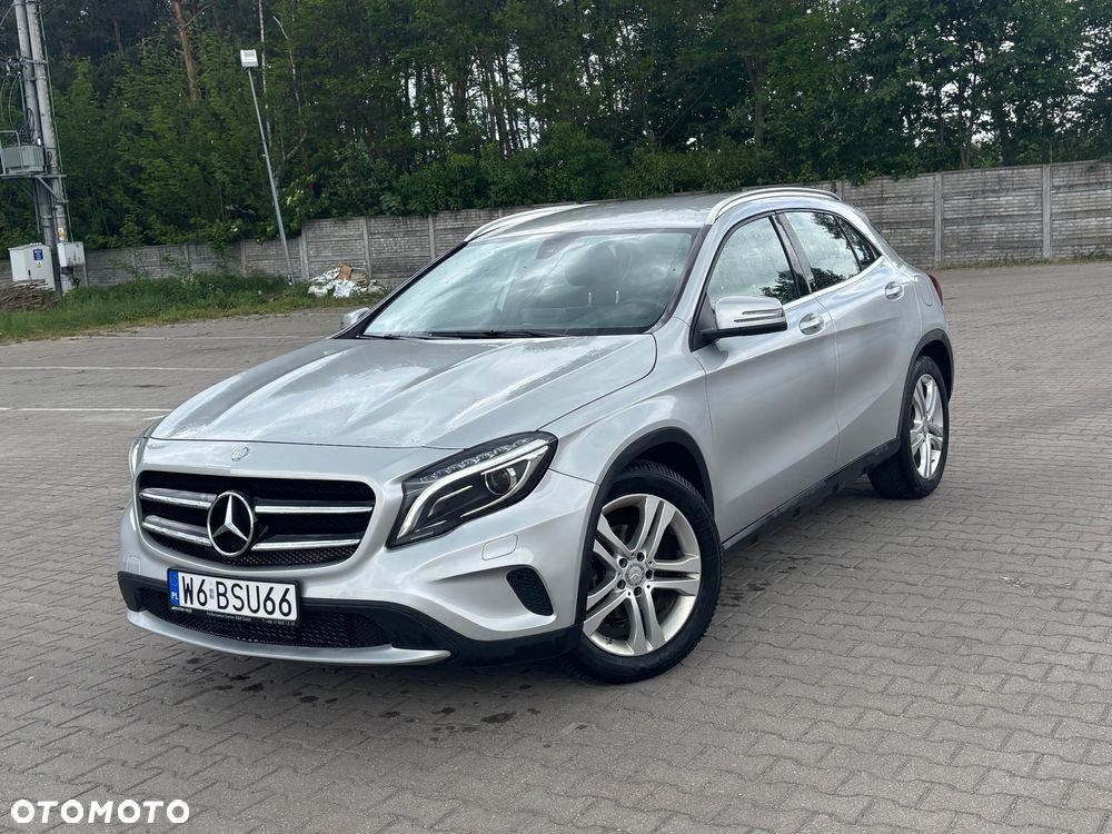 Mercedes-Benz GLA 200 d 4-Matic - 1