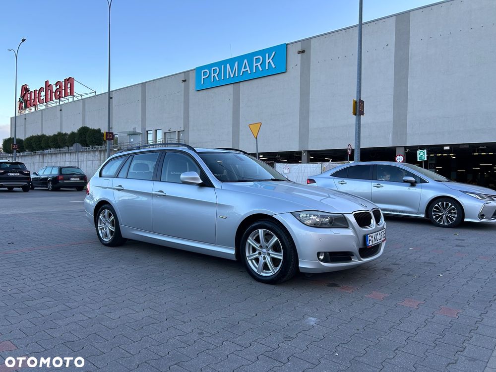 BMW Seria 3 318i Edition Exclusive - 3