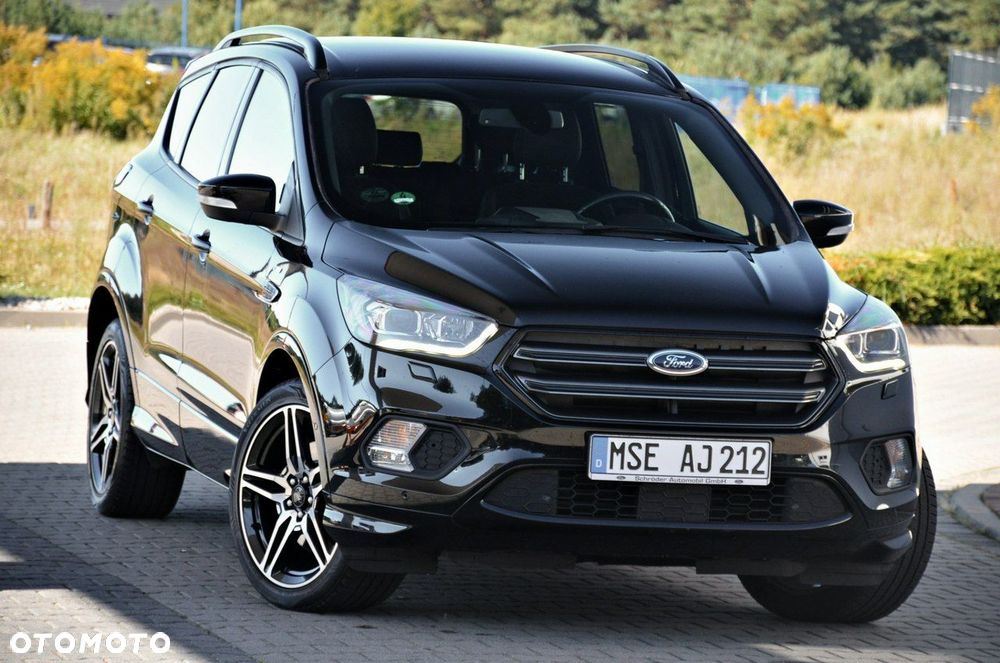 Ford Kuga - 1