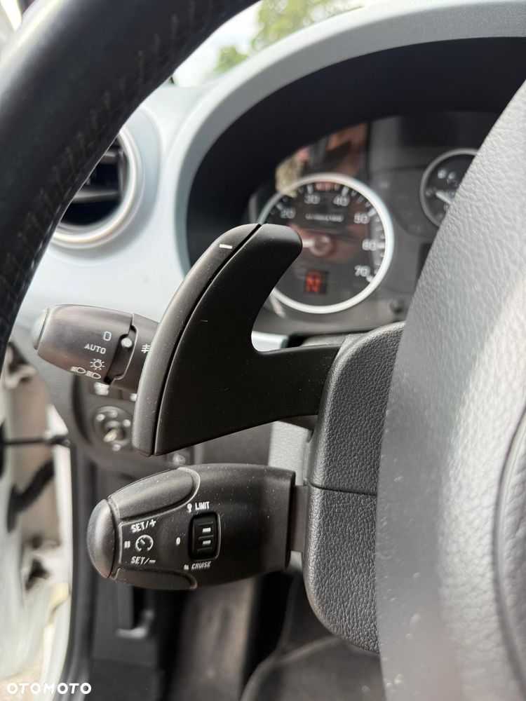 Citroën Berlingo e-HDi 90 FAP EGS6 Multispace - 19