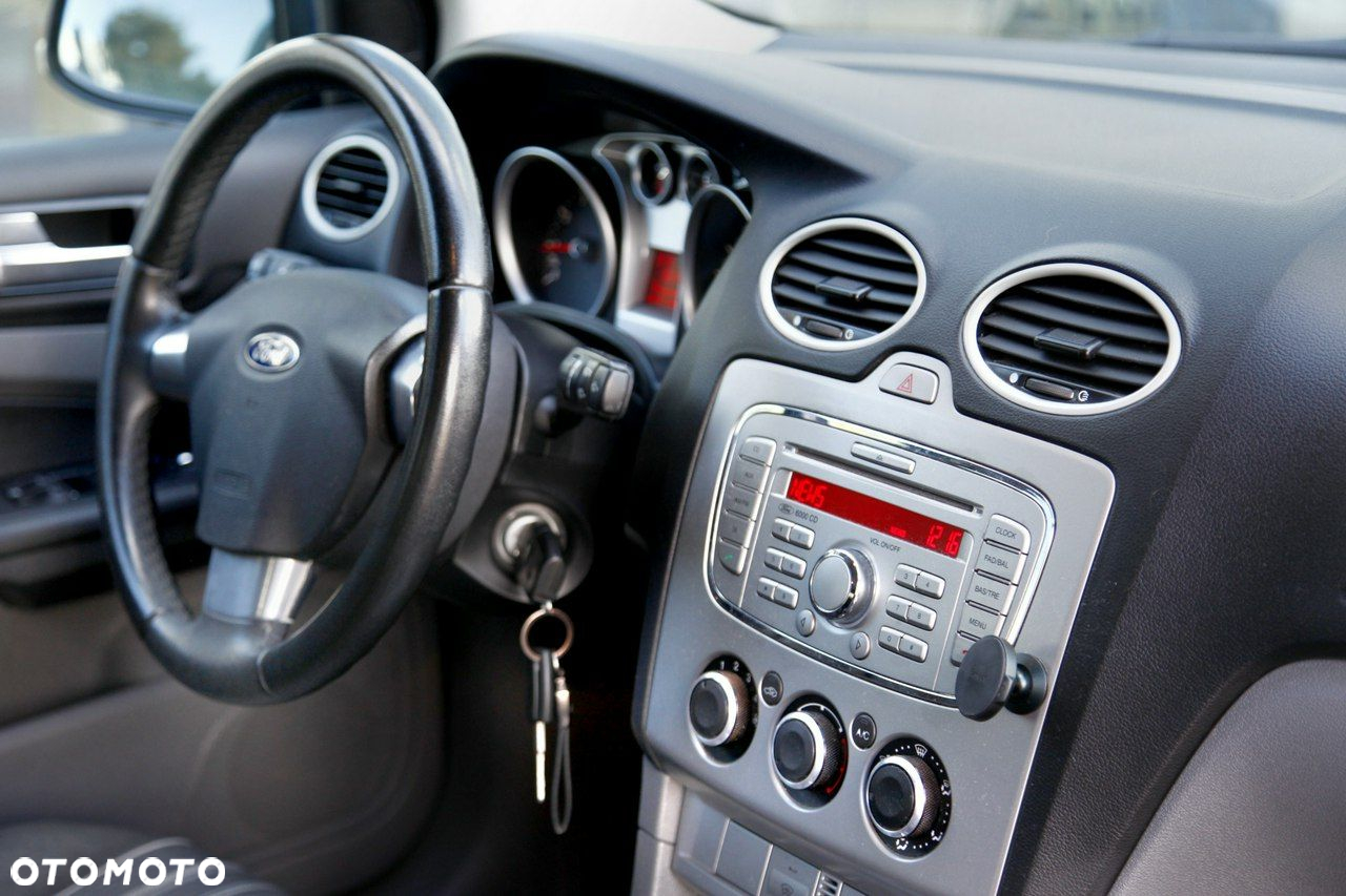 Ford Focus - 11