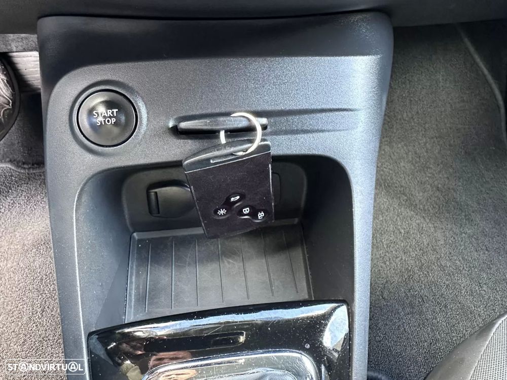 Renault Captur (ENERGY) dCi 90 EDC LIMITED - 31