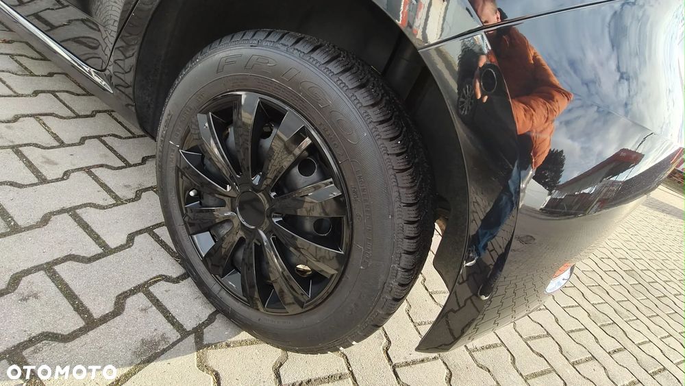 Volkswagen up! 1.0 take - 9