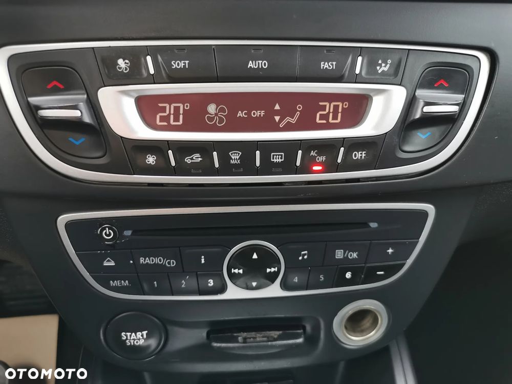 Renault Megane 1.5 dCi Dynamique EDC - 16