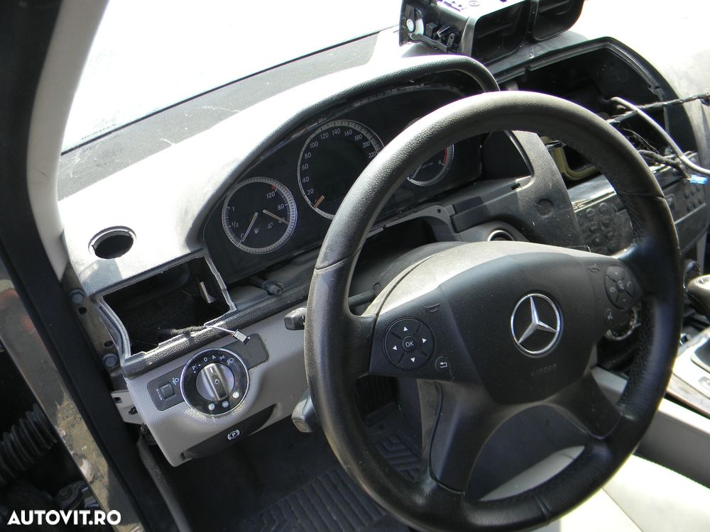 Dezmembrari  Mercedes-Benz C-CLASS (W204)  2007  > 2014 C 200 CDI (20 - 14