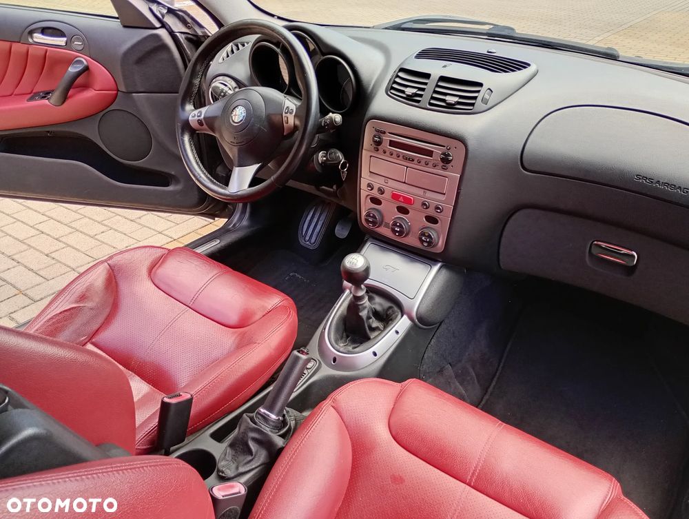 Alfa Romeo GT 1.9JTD 16V Progression - 12