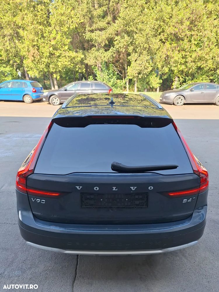 Volvo V90 Cross Country B4 D AWD Geartronic - 2